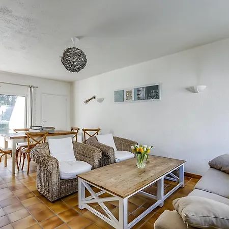 Dify Luxury Familiale La Guérinière